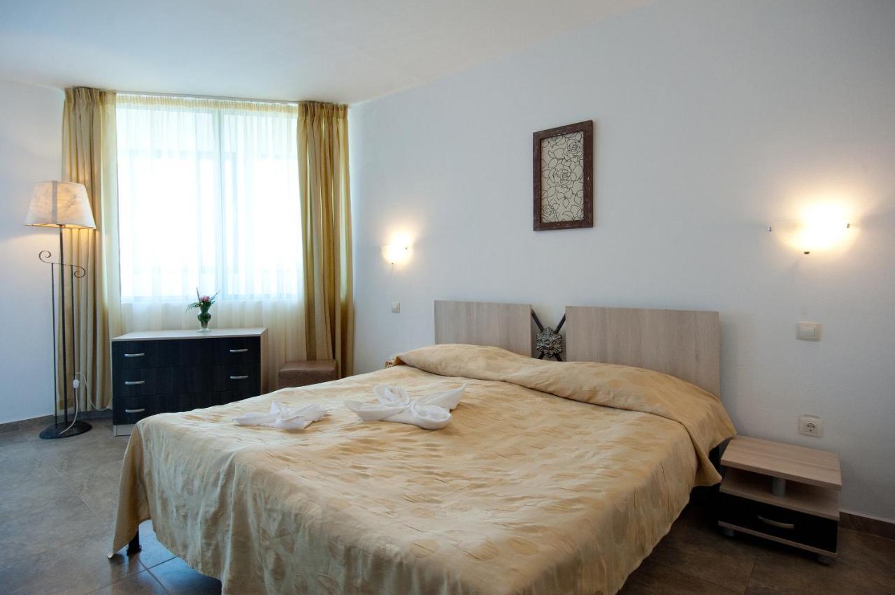 Merlin Club Hotel Lozenec Kültér fotó