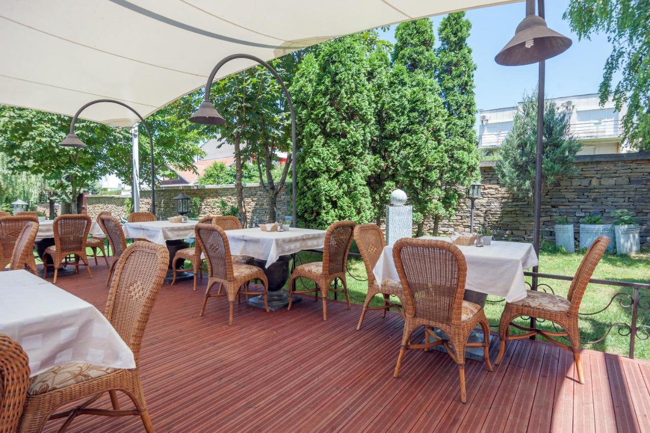 Merlin Club Hotel Lozenec Kültér fotó