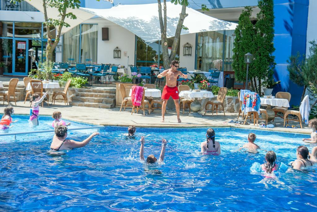 Merlin Club Hotel Lozenec Kültér fotó