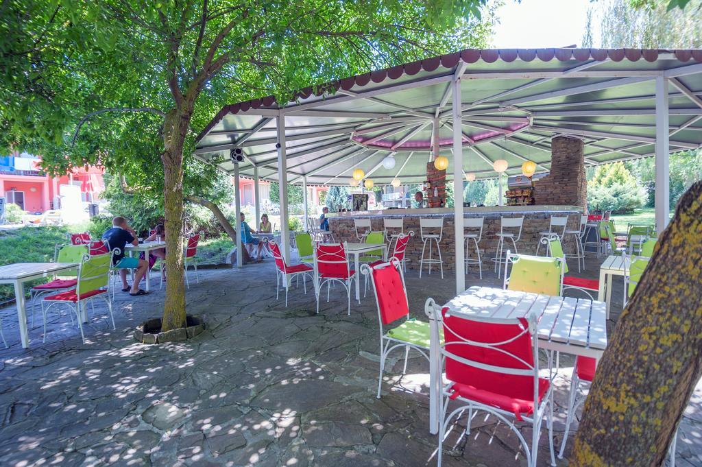 Merlin Club Hotel Lozenec Kültér fotó