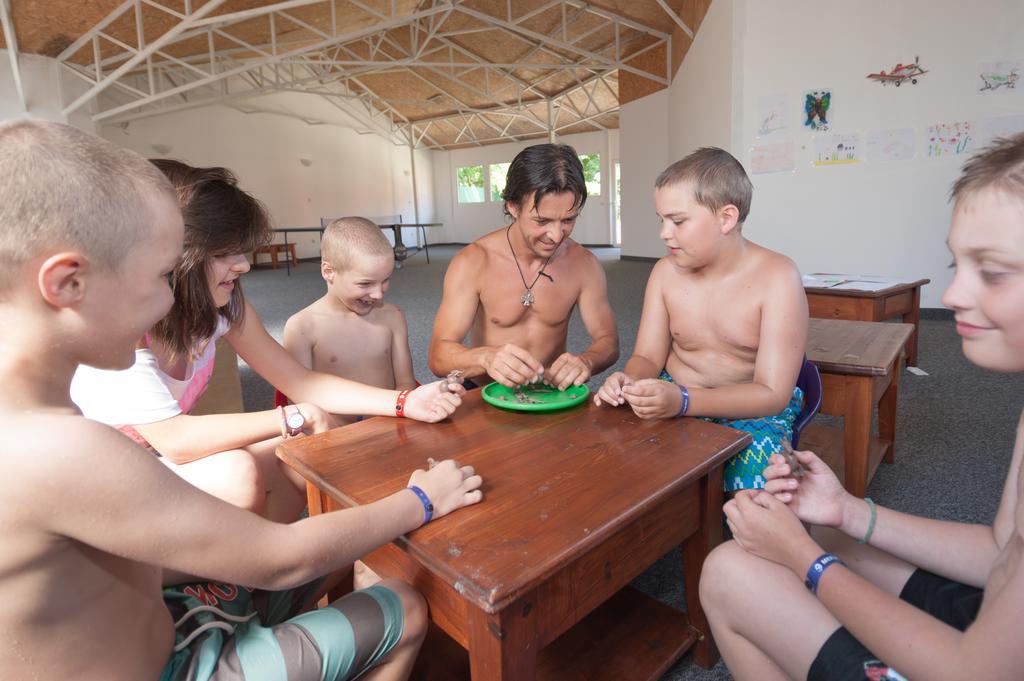 Merlin Club Hotel Lozenec Kültér fotó