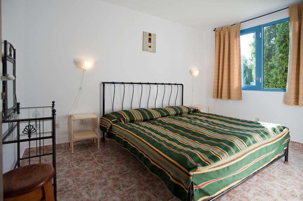 Merlin Club Hotel Lozenec Szoba fotó