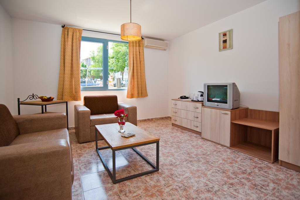 Merlin Club Hotel Lozenec Szoba fotó