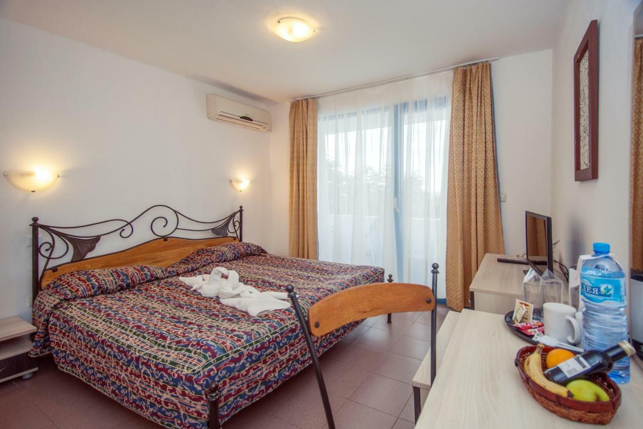 Merlin Club Hotel Lozenec Kültér fotó